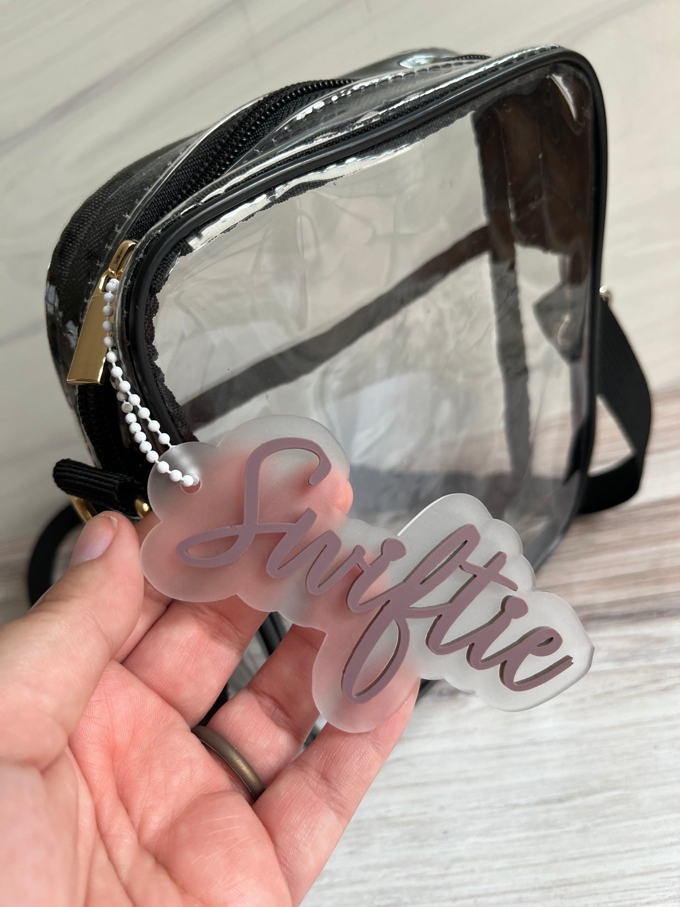 Taylor Swift Fans Gifts - Taylor Swift the Eras Tour Keychain, Taylor Swift  Key Chain, Cartoon Keychain Acrylic Pendant Decoration Supporter's Gift Car  Keychain Backpack Keychain 